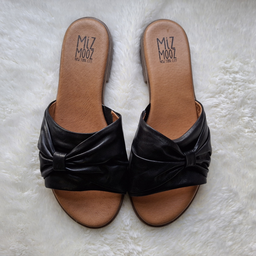 Miz Mooz Women's Black Leather Slide Sandals Size 40W / 9-9.5.